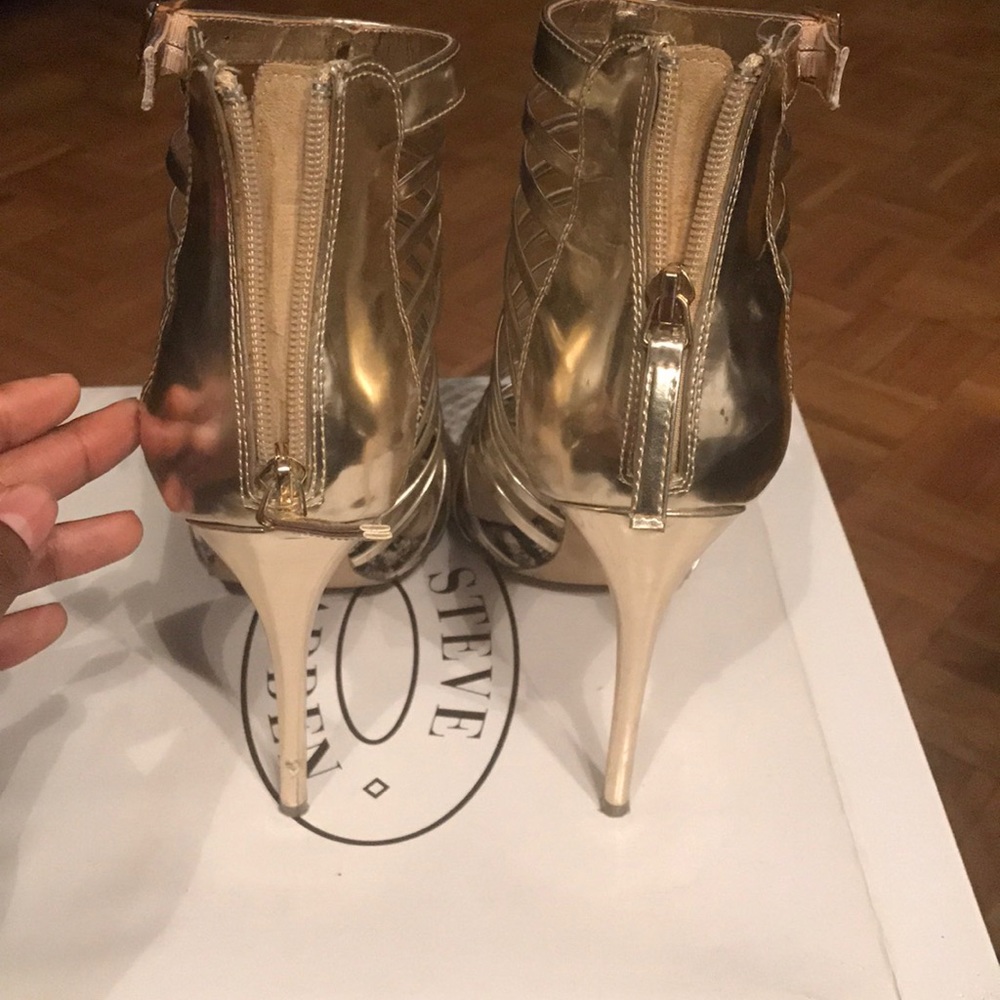 Cage gold heels! - Picture 4 of 6